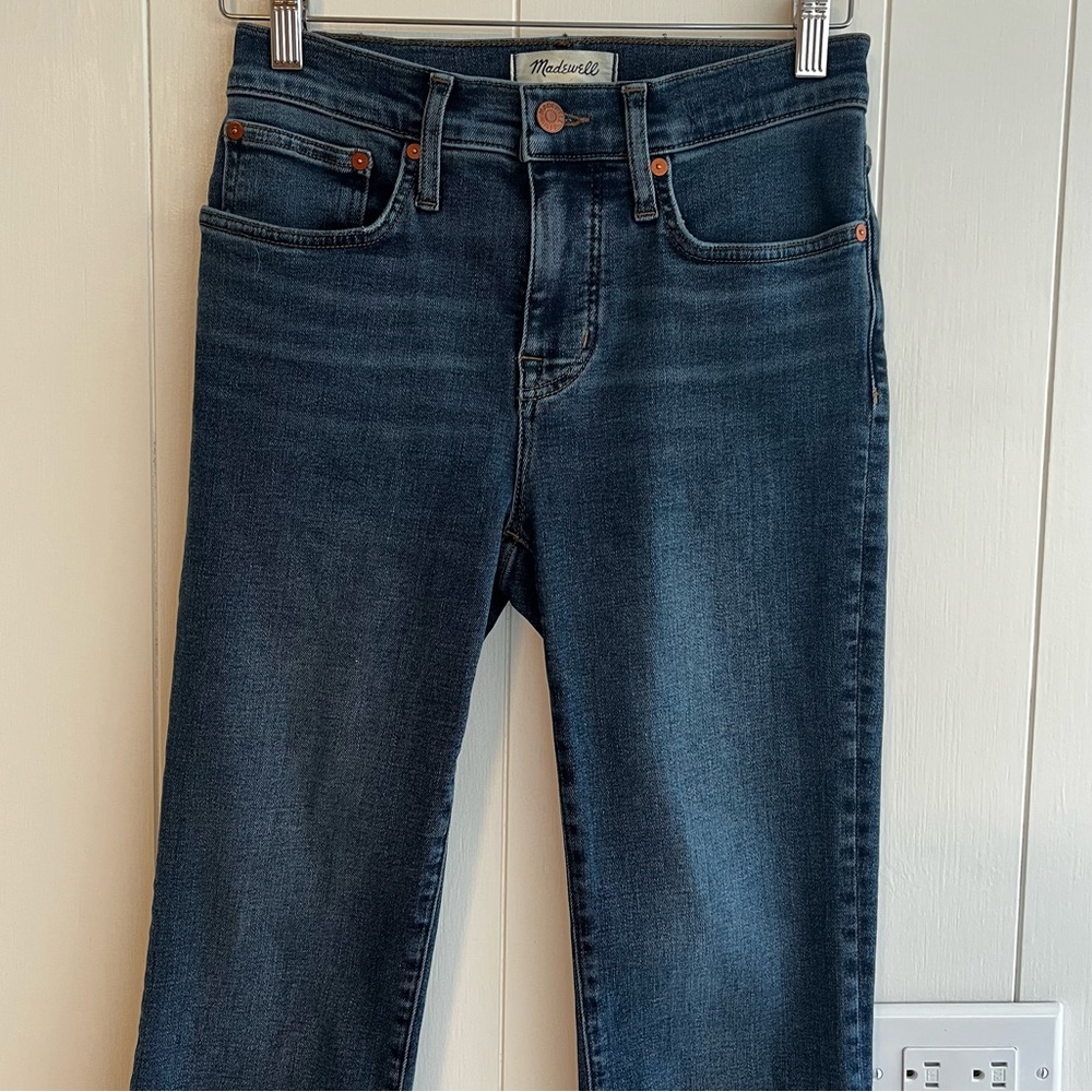 Madewell Mid Rise Kick Out Jeans Medium Blue Wash Size 26 Contemporary Capsule - Picture 2 of 5